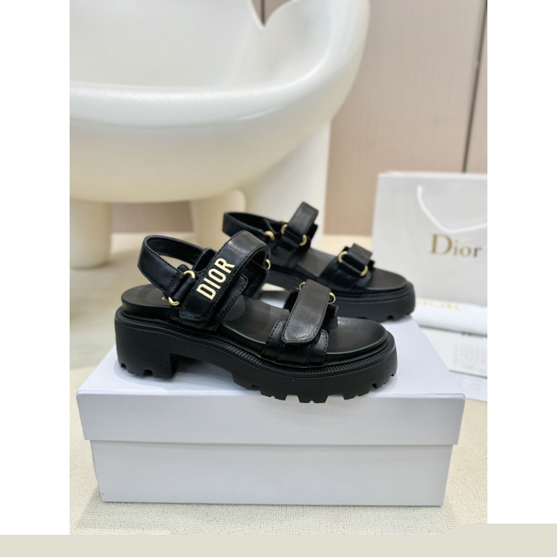 ch**an D*or sandals